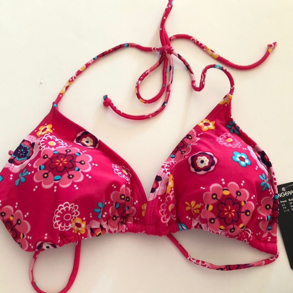 SALE ๐ท New Juniors Dark Pink Flower Bikini Top - Picture 2 of 13